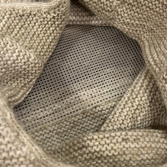 Hallow Out/ Hobo Knit Bag Cream Color L 11” H 9.5” W 5” drop 18” - Picture 11 of 16